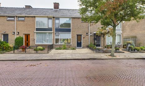 Te huur: Foto Woonhuis aan de Constantijn Huygenslaan 25 in Uithoorn
