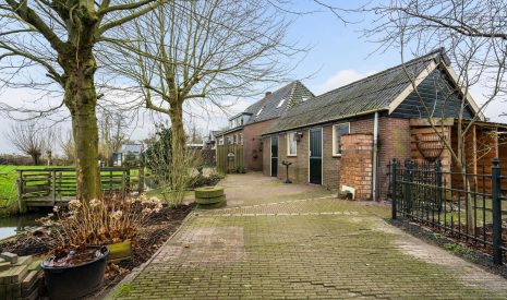 Te koop: Foto Woonhuis aan de Lange Meentweg 1 in Woerdense Verlaat