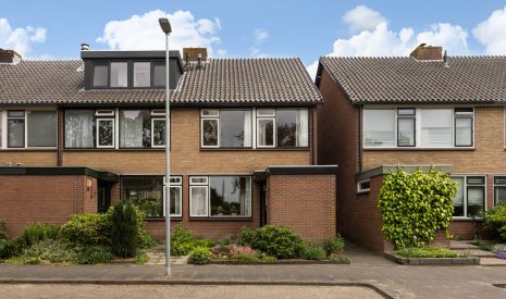 Te koop: Foto Woonhuis aan de Kastanjelaan 7 in Woerden