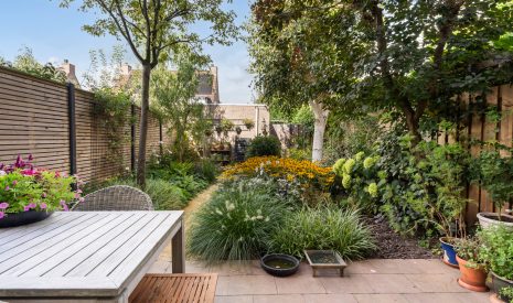 Te koop: Foto Woonhuis aan de Veldbloemenlaan 18 in Woerden